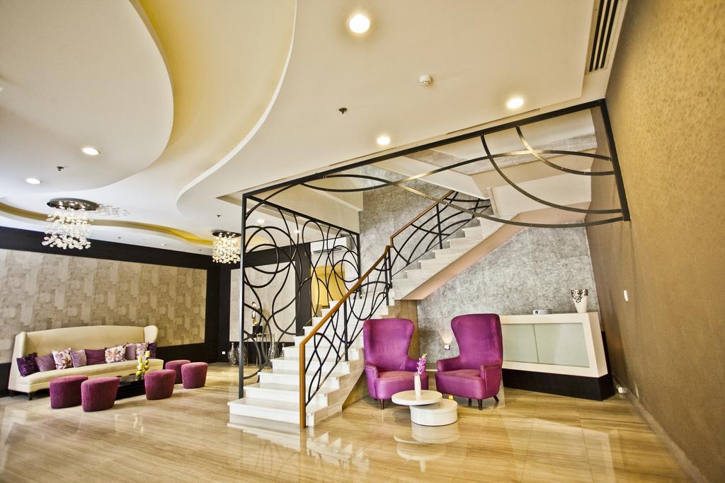 The Exchange Regency Residence Hotel Managed By Hii Pasig City Eksteriør billede